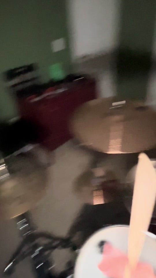 Post 8 by kr.drums on TikTok (video)