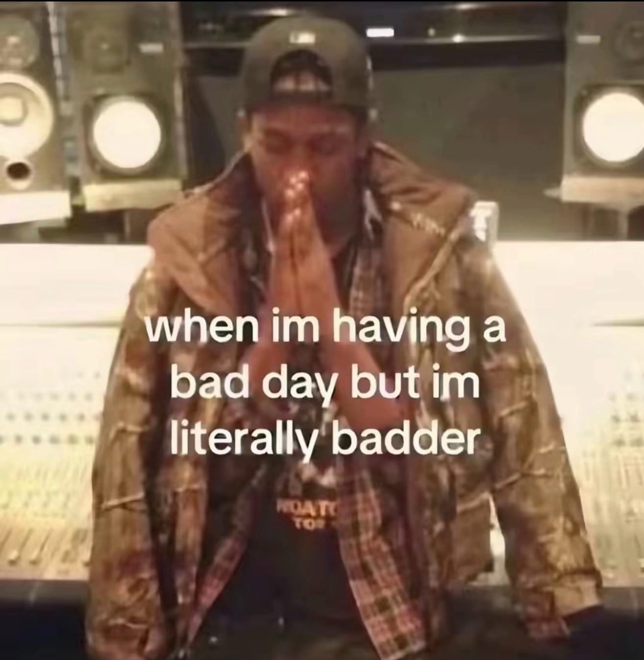 Post 2 by jul howell on TikTok (video)