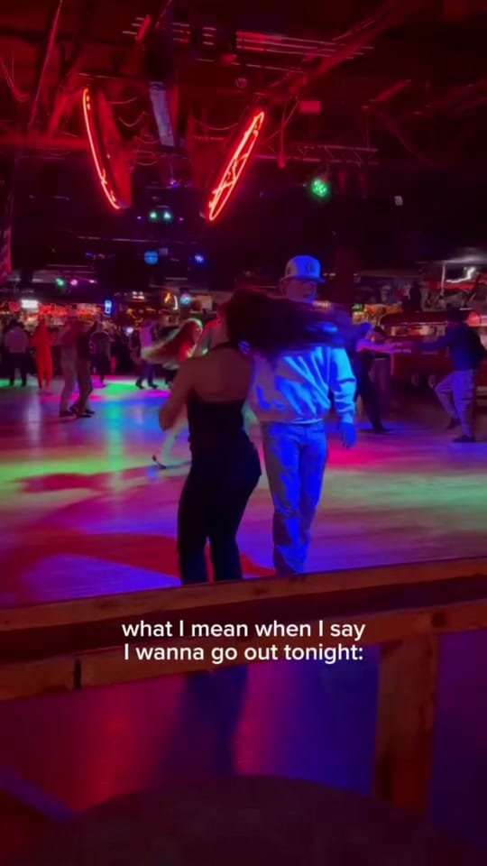 Post 1 by Ashley Nicole on TikTok (video)