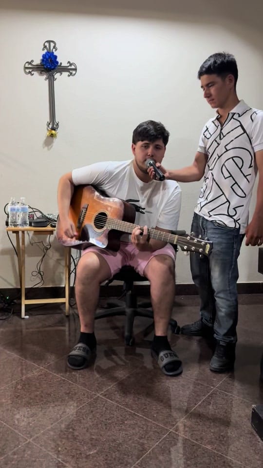 Post 7 by Tatiano show on TikTok (video)
