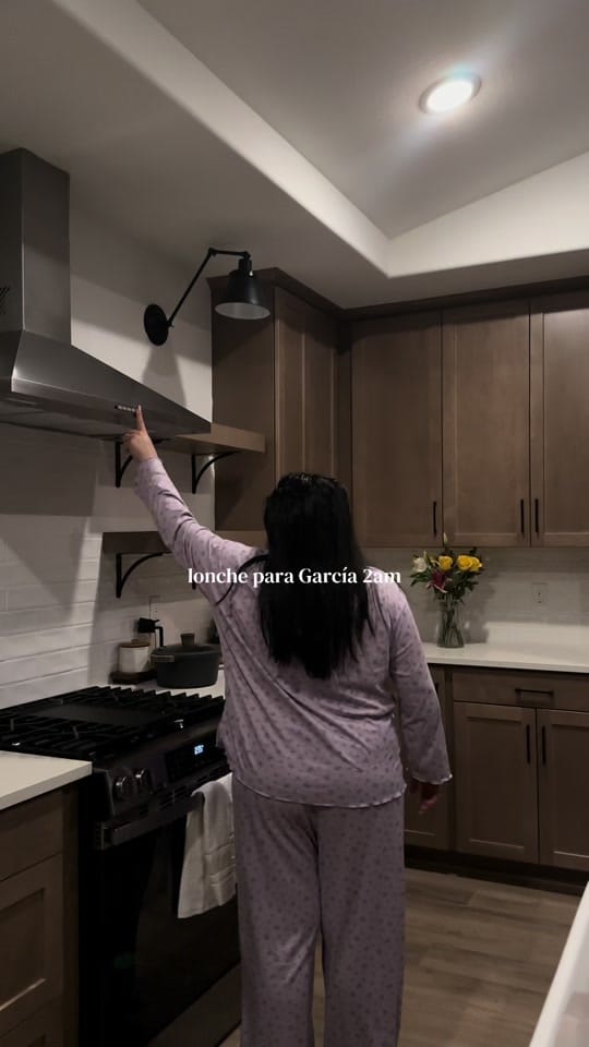 Post 6 by Ana Karen on TikTok (video)
