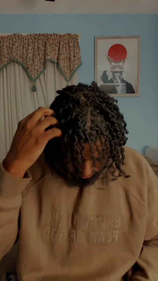 Post 6 by Adiou on TikTok (video)