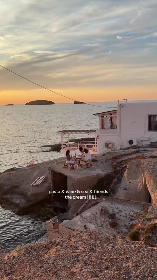 Post 1 by sarah!𓇼 on TikTok (video)