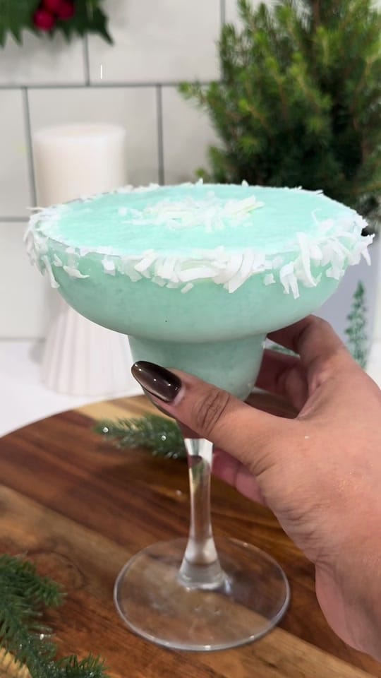 Post 7 by Sweet Eats by J on TikTok (video)