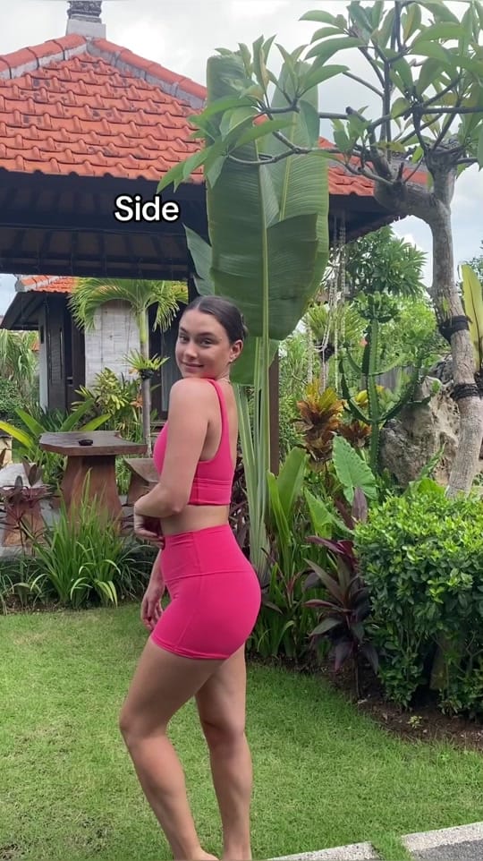 Post 5 by Sarah Gravel on TikTok (video)