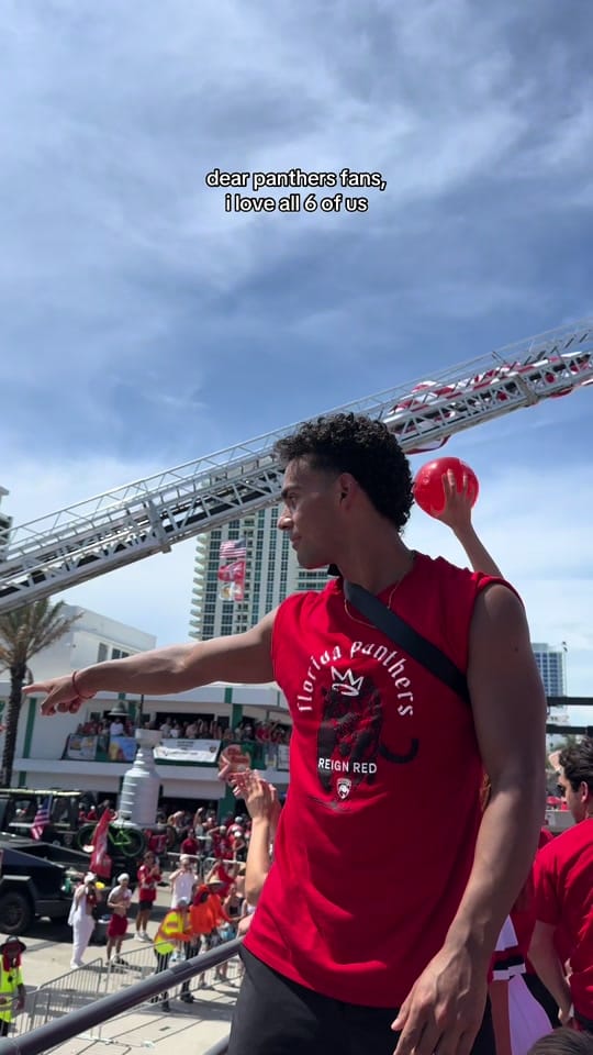 Post 4 by KEVIN MESA on TikTok (video)