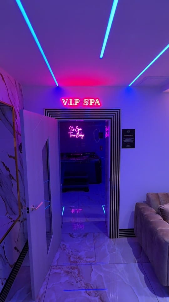 Post 8 by HIGHFIELDSPA on TikTok (video)