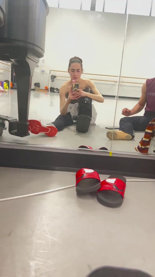 Post 3 by Gaby Mesa on TikTok (video)