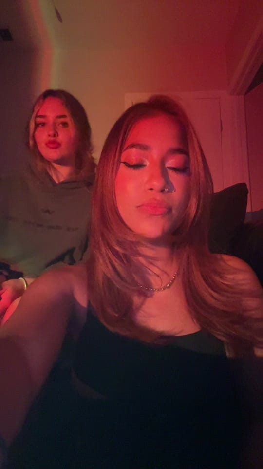 Post 3 by Kiara Vega on TikTok (video)
