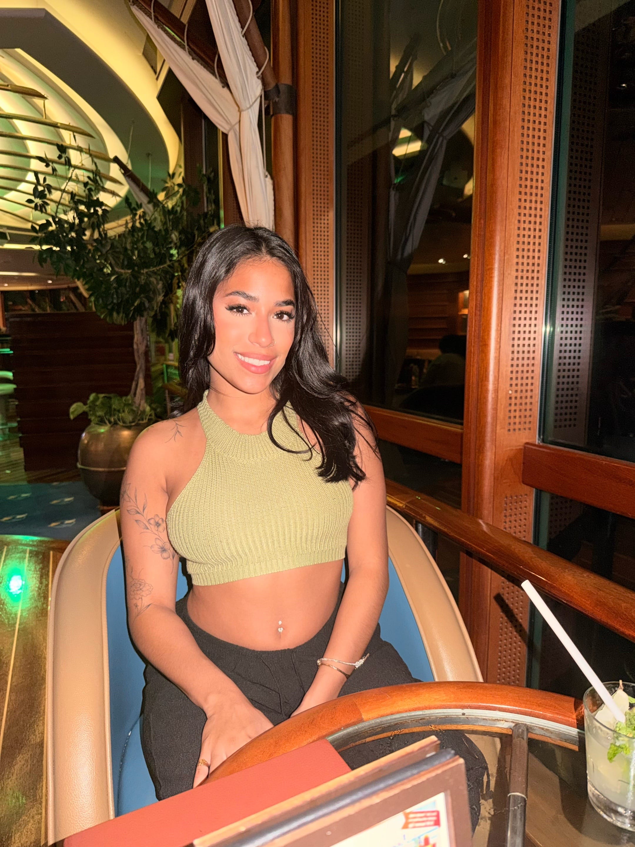 Post 1 by Kiara Vega on TikTok (video)