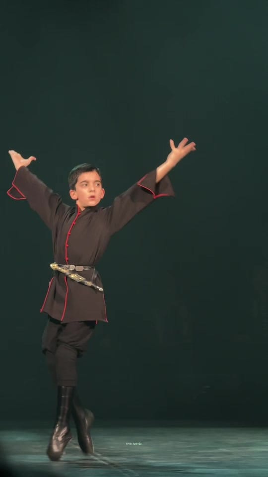 Post 5 by 𝗧𝗲𝗿𝗿𝗶𝘇 on TikTok (video)