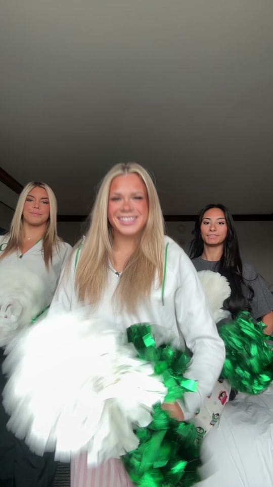 Post 1 by Oregon Cheer and Dance on TikTok (video)