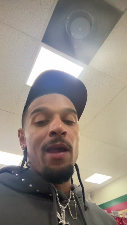 Post 7 by ItsSuav! on TikTok (video)