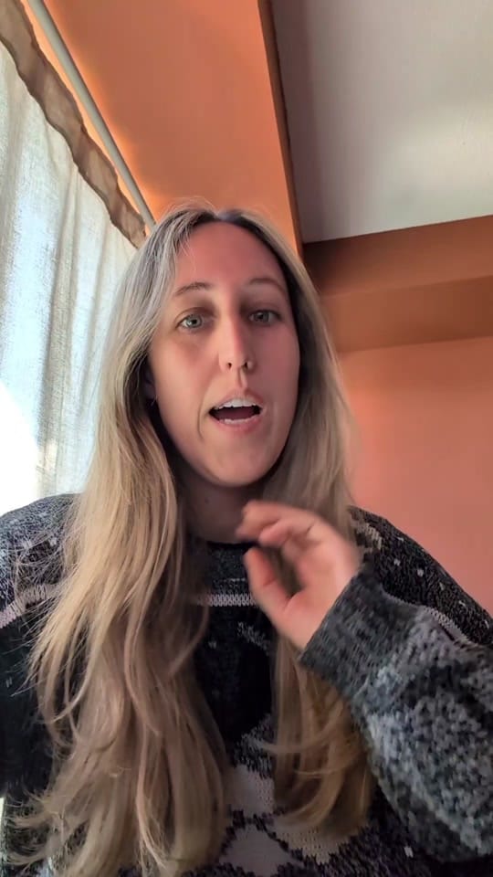 Post 3 by Pina Travels on TikTok (video)
