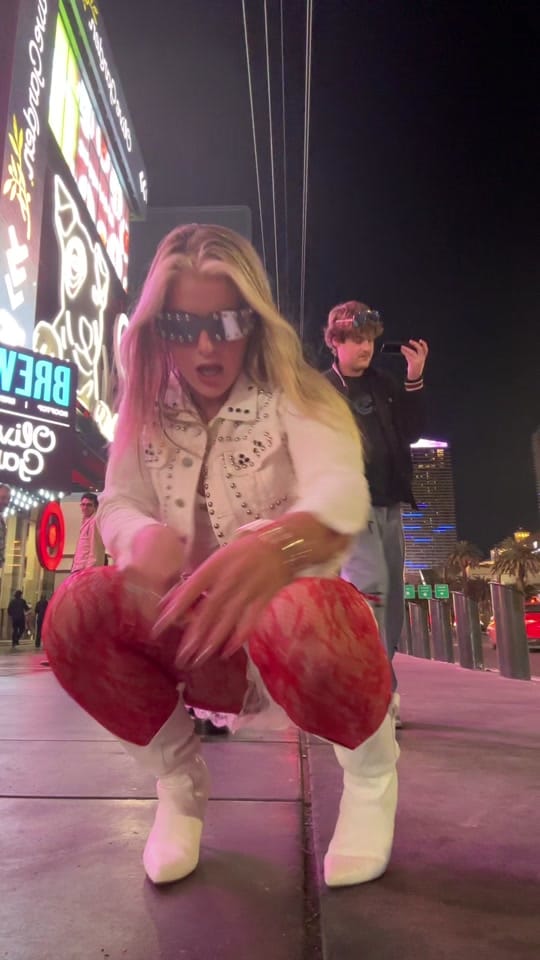 Post 8 by Sammy on TikTok (video)
