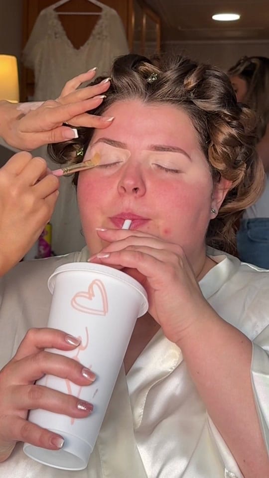 Post 8 by Robyn Martin MUA on TikTok (video)