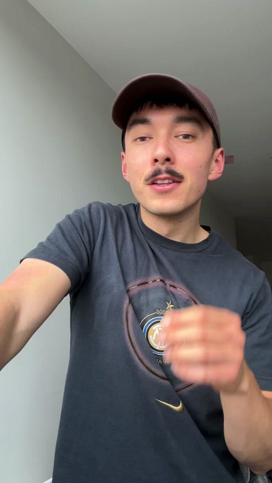 Post 6 by Harry Davis on TikTok (video)