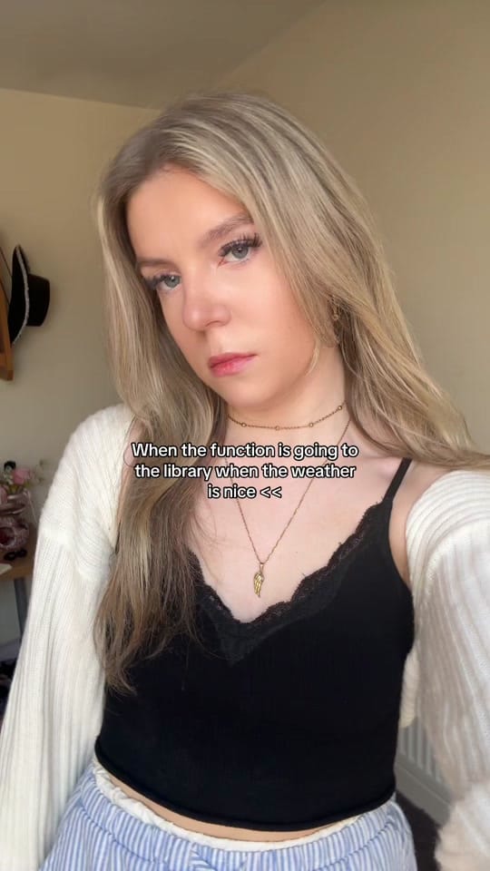 Post 4 by Holly ♡ Medical Student on TikTok (video)