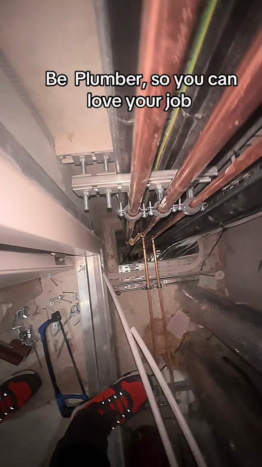 Post 9 by Mr London plumber on TikTok (video)