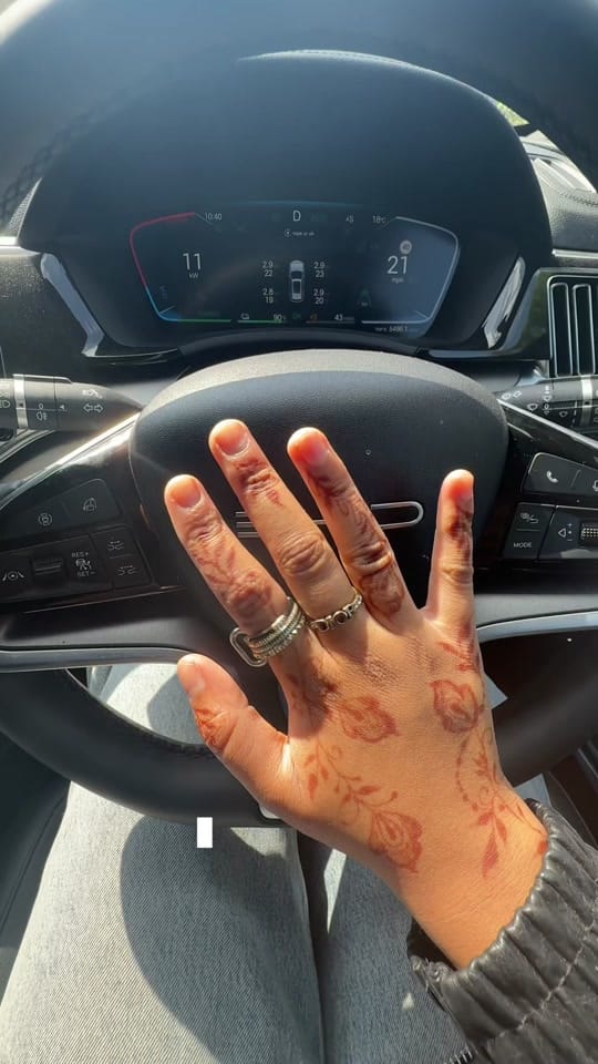 Post 1 by Zulekha Abid on TikTok (video)