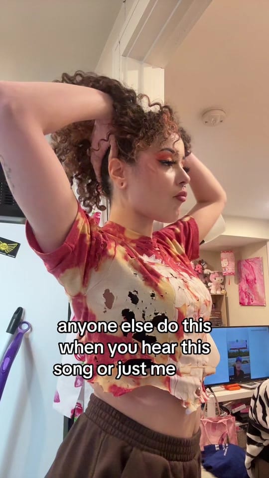 Post 1 by 𝙏𝘼𝙔𝙍𝙀𝙑𝙎✴︎✩ﾟﾟ･.｡✧✴︎ on TikTok (video)