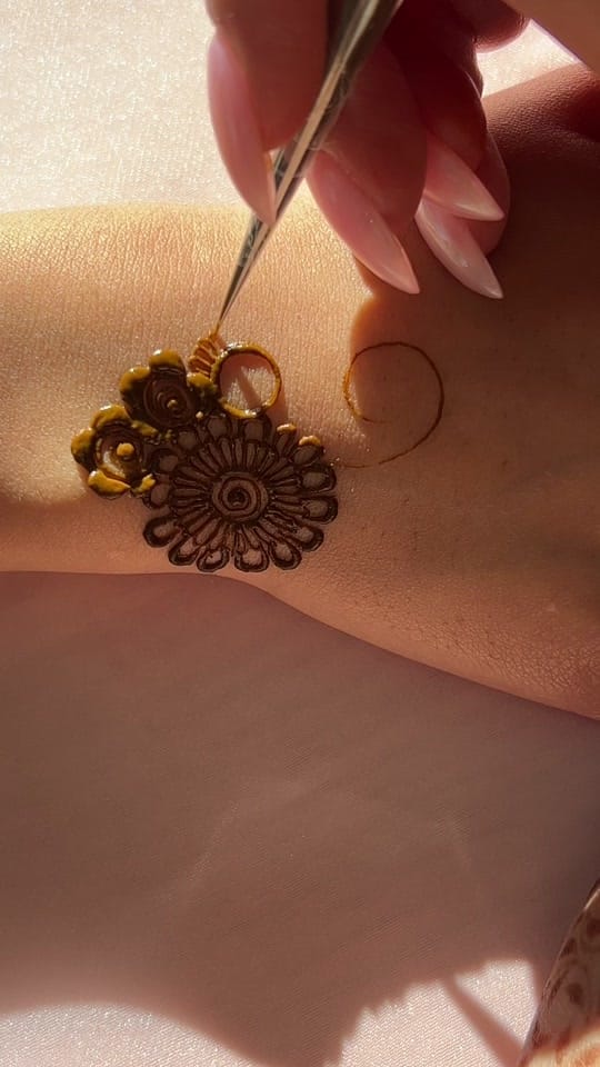 Post 10 by Jay | Henna Artist on TikTok (video)