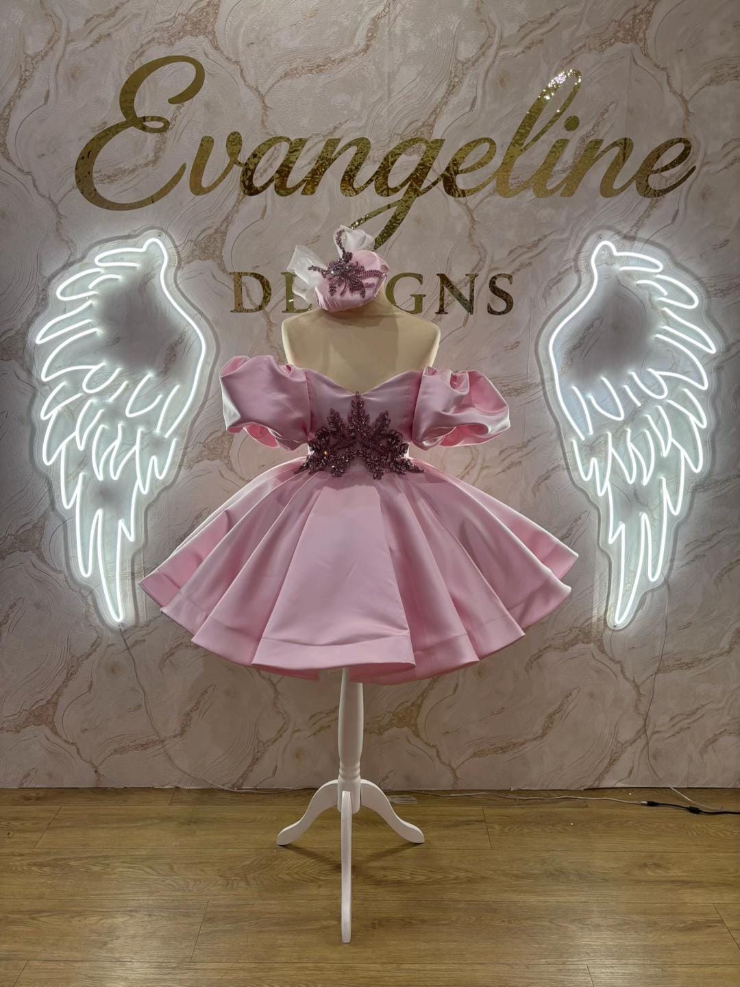 Post 6 by Evangeline on TikTok (video)