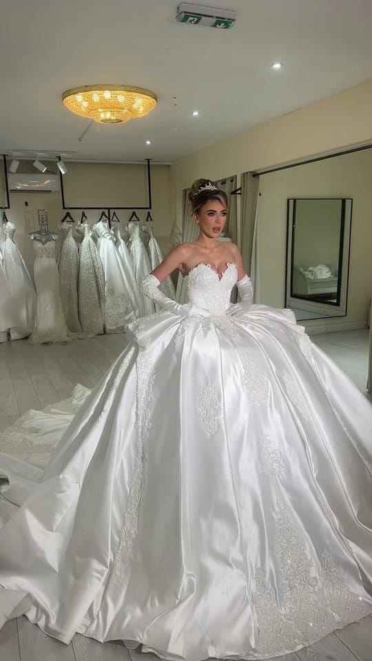 Post 9 by Amore bridal on TikTok (video)