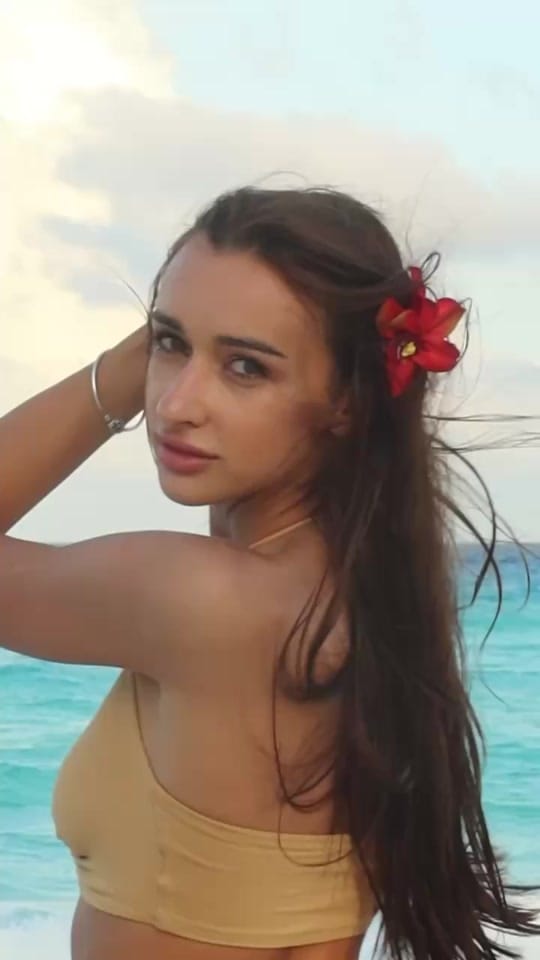Post 6 by Rinochka on TikTok (video)