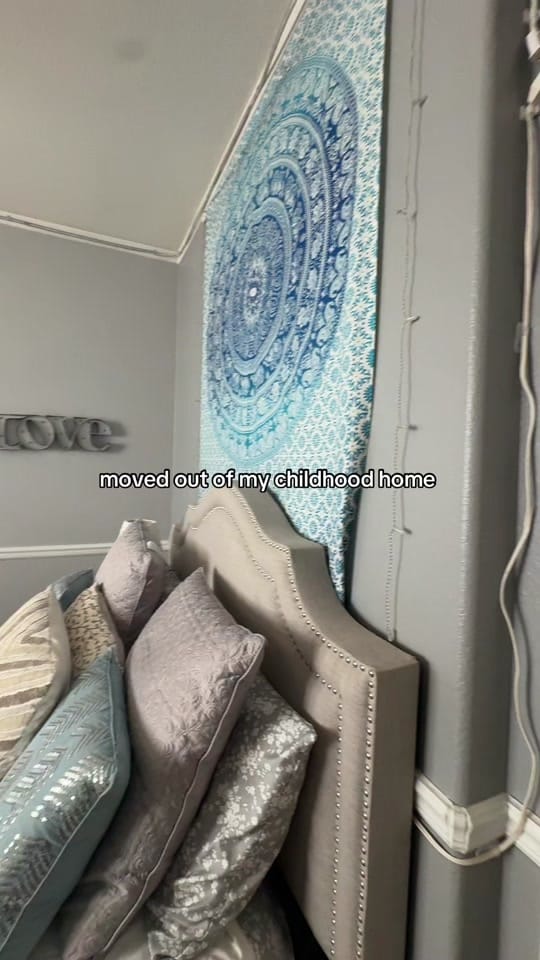 Post 3 by alex on TikTok (video)