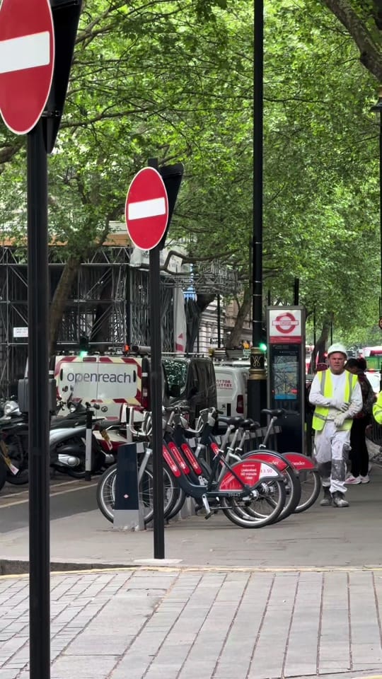 Post 6 by Uber Boat by Thames Clippers on TikTok (video)