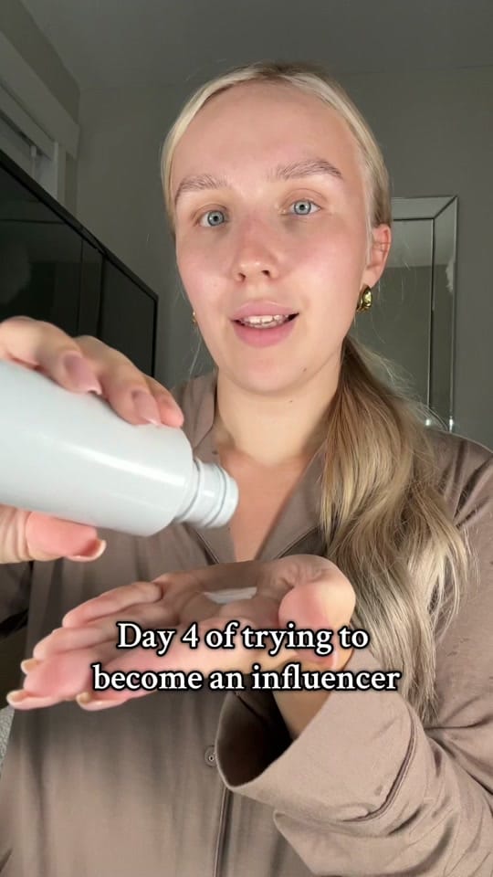 Post 8 by CHLOE CASSELLS on TikTok (video)
