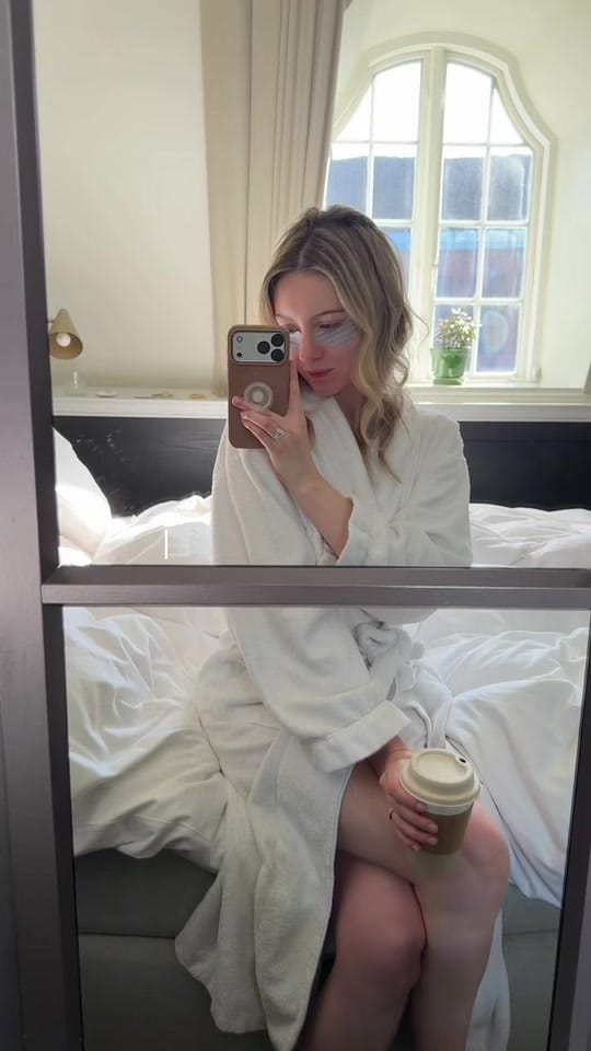 Post 9 by ElizabethVictoriaClark on TikTok (video)