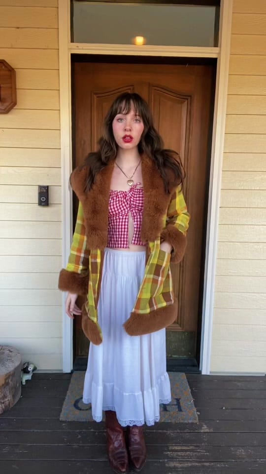 Post 1 by Brook Elane on TikTok (video)