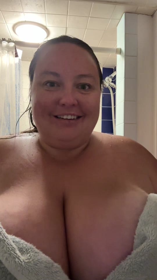 Post 6 by lizmillercomedy on TikTok (video)
