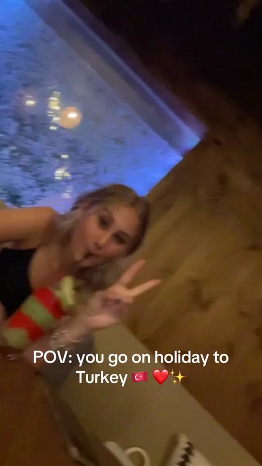 Post 10 by Lydiazeren_x on TikTok (video)