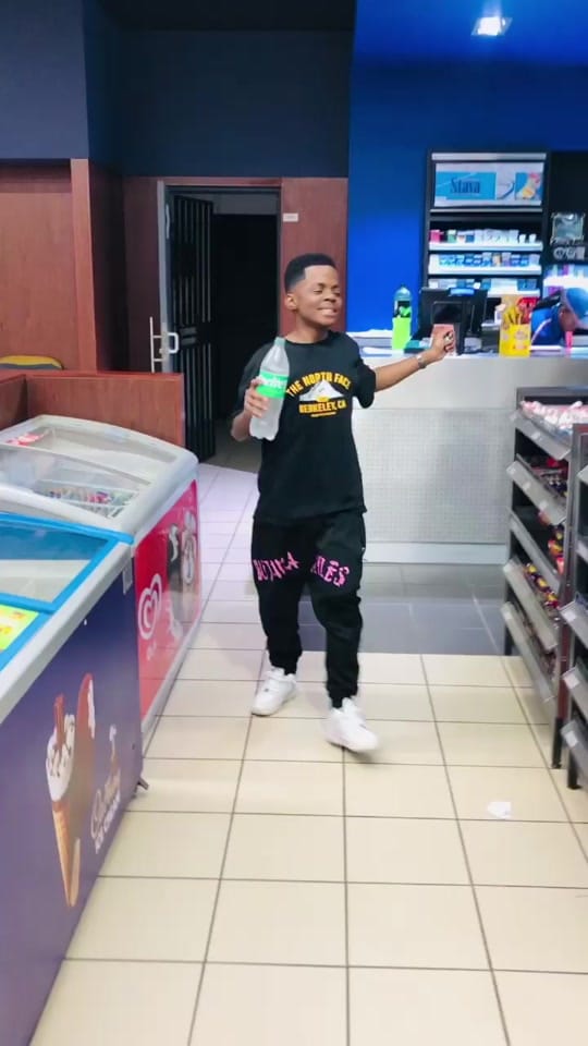 Post 8 by Starr kentt 🌟 on TikTok (video)