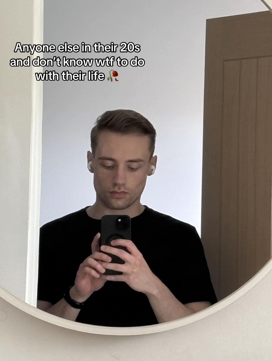 Post 6 by Jake5537 (Jakesmemes) on TikTok (video)