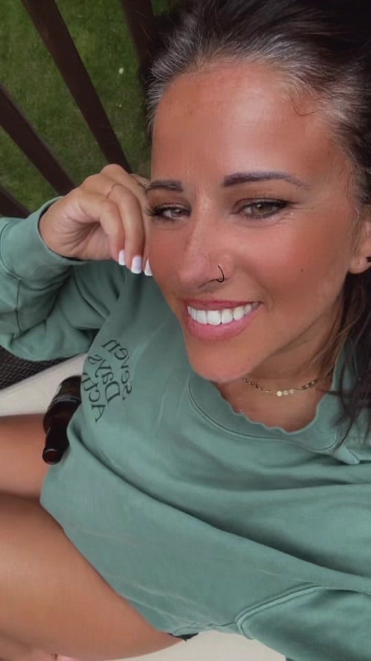 Post 7 by Alessandra on TikTok (video)