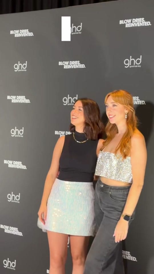 Post 10 by molly_and_beth on TikTok (video)