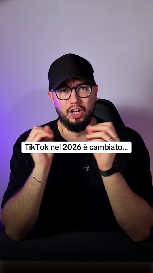 Post 5 by Alex Sandu on TikTok (video)
