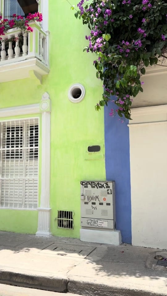 Post 7 by 2travelnerds on TikTok (video)