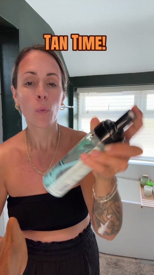 Post 2 by Nicola Batty on TikTok (video)