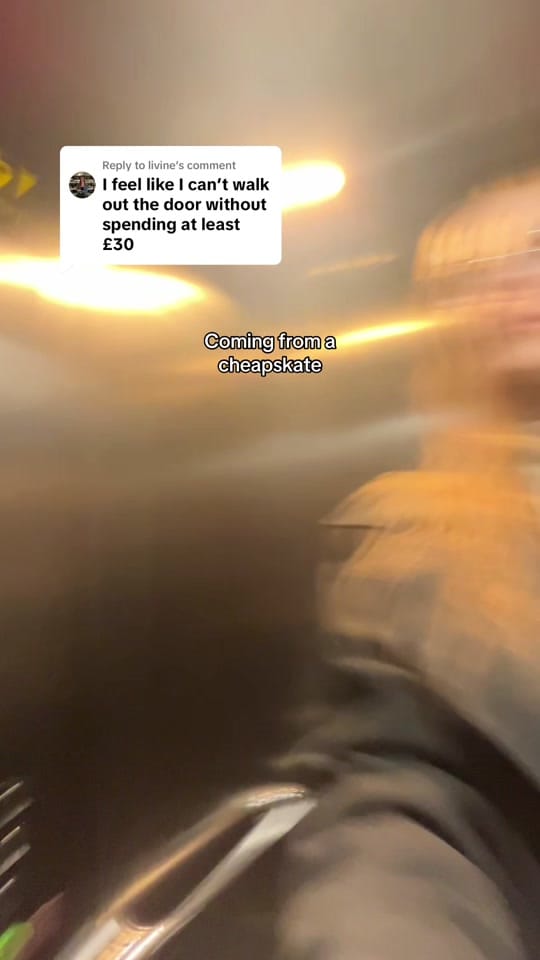 Post 8 by Oliwia on TikTok (video)