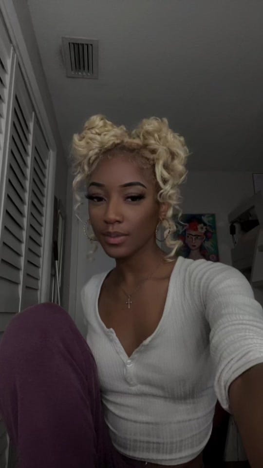 Post 7 by Nyah Lavina on TikTok (video)