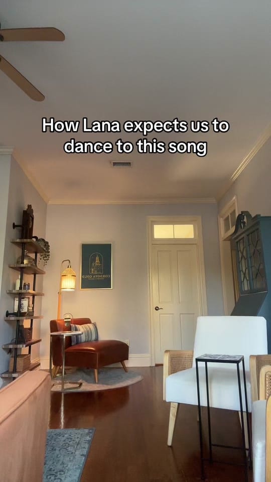Post 9 by Dosi Moon on TikTok (video)