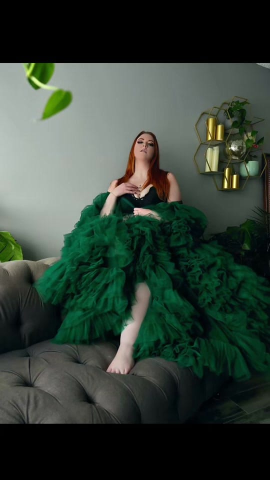 Post 2 by Rose Gold Studios on TikTok (video)