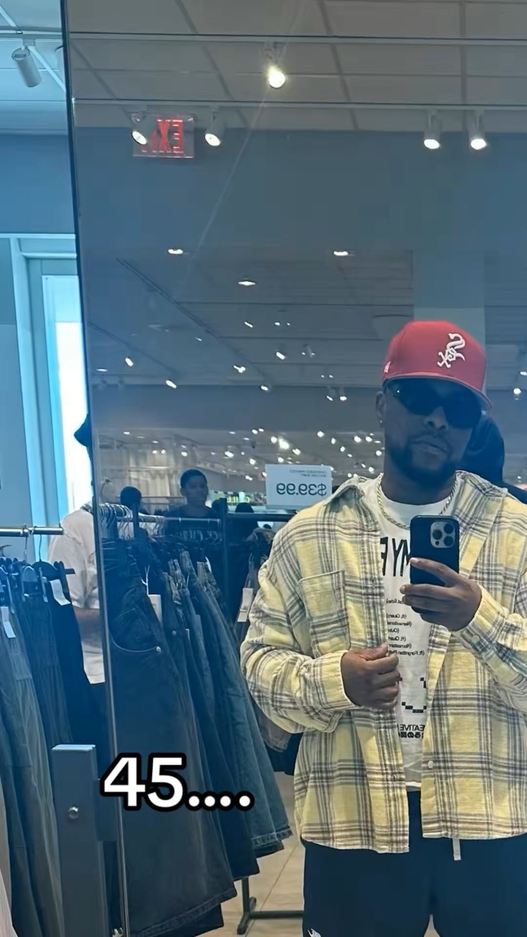 Post 6 by Qahreim on TikTok (video)