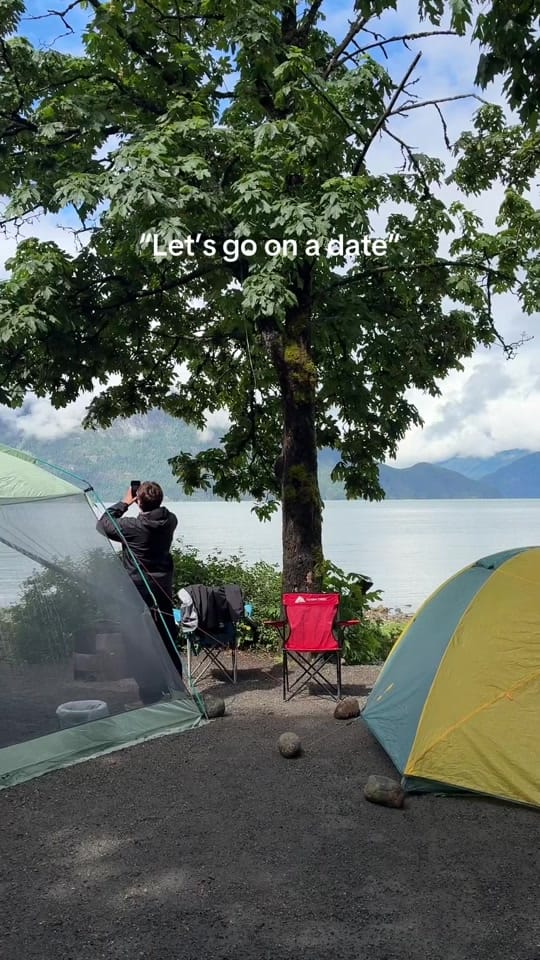 Post 2 by ellyhikes on TikTok (video)