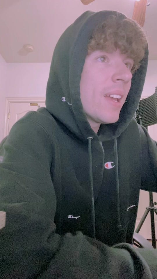 Post 7 by Currli Music on TikTok (video)
